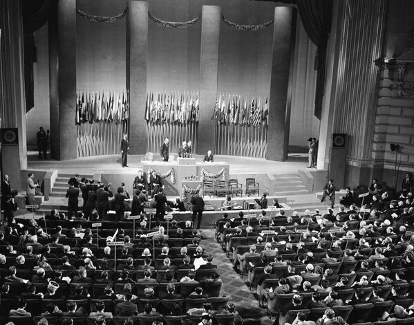 Подписание Устава ООН в Сан-Франциско, 1945 год - Sputnik Латвия