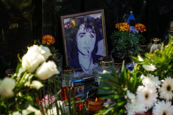 Памятное мероприятие, посвященное 30-летию гибели Виктора Цоя на 35-м километре шоссе Слока - Талси - Sputnik Латвия