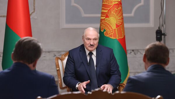 Президент Белоруссии А. Лукашенко дал интервью российским журналистам - Sputnik Латвия