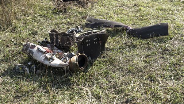 Фрагменты сбитого беспилотника в Степанакерте, Нагорный Карабах, в октябре 2020 года - Sputnik Latvija
