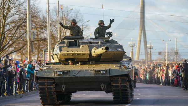 Испанский Leopard 2E на параде в честь столетия Латвии - Sputnik Latvija