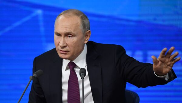 Ежегодная большая пресс-конференция президента РФ В. Путина - Sputnik Latvija