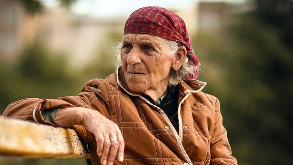 Пожилая женщина - Sputnik Latvija