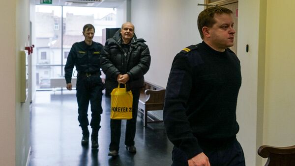 Пикет в защиту Олега Бурака у здания суда в Риге - Sputnik Latvija