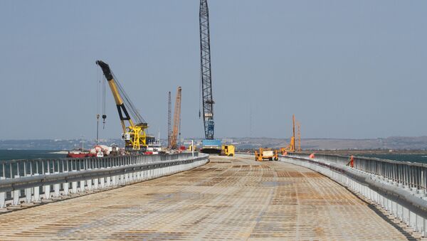 Подготовительные работы перед строительством Керченского моста в Тамани - Sputnik Latvija