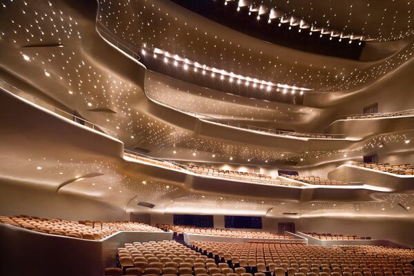 Оперный театр в Гуанчжоу, КНР - Sputnik Латвия