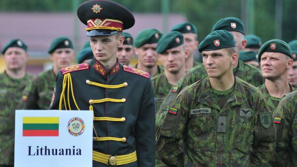 Литовские военнослужащие на церемонии открытия военных учений на Украине - Sputnik Латвия