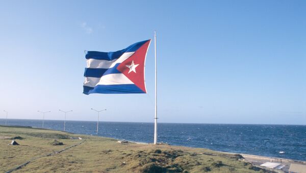 Кубинский флаг над набережной Маликон - Sputnik Латвия