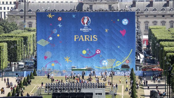 Подготовка к чемпионату Европы по футболу в Париже - Sputnik Latvija