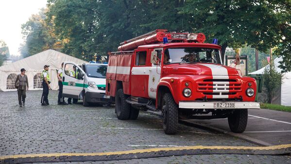 Пожарная и полицейская машины - Sputnik Латвия