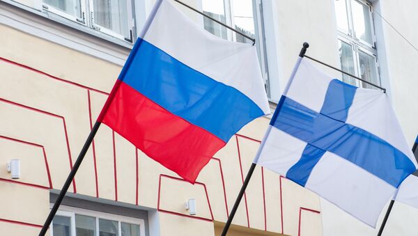 Флаги России и Финляндии. - Sputnik Latvija