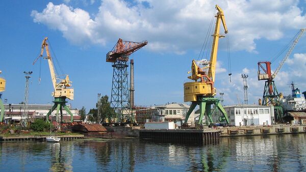 Грузовой порт в Риге - Sputnik Latvija