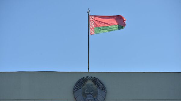 Герб и флаг Республики Беларусь - Sputnik Латвия