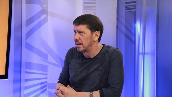 Журналист Олег Лурье - Sputnik Латвия