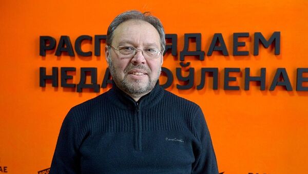 Блогер и интернет-журналист Сергей Перепелица - Sputnik Латвия