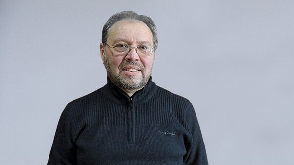 Журналист Сергей Перепелица - Sputnik Латвия