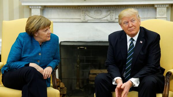 Angela Merkele ar Donaldu Trampu - Sputnik Latvija