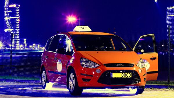 Такси на рижской набережной - Sputnik Latvija