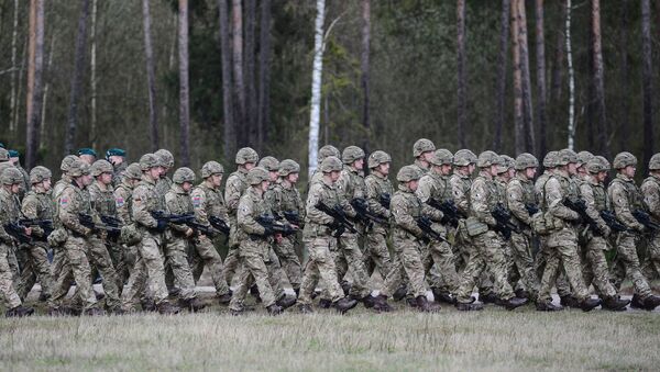 Солдаты НАТО - Sputnik Латвия
