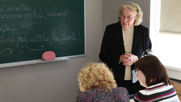 Лига Паберзе - учительница с 62-летним стажем - Sputnik Latvija