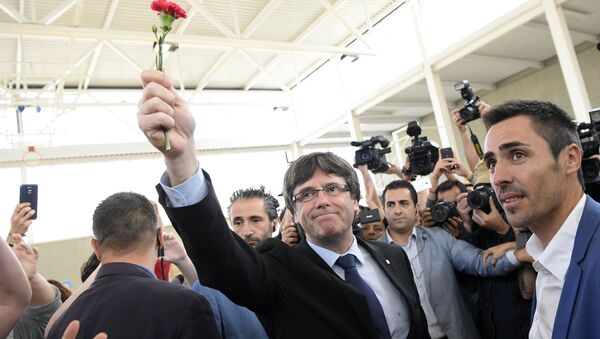 Katalonijas valdības vadītājs Karless Pudždemons Katalonijas neatkarības referendumā. Foto no arhīva - Sputnik Latvija
