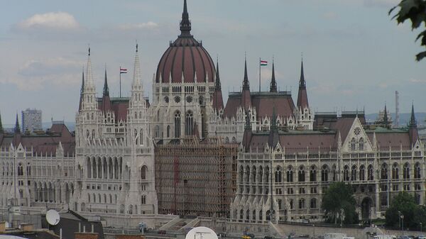 Ungārijas parlamenta ēka - Sputnik Latvija