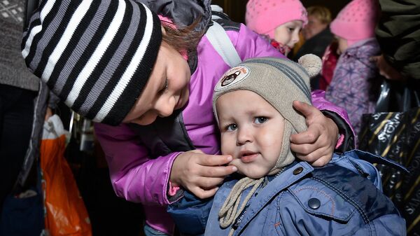 Дети участников благотворительной программы - Sputnik Latvija