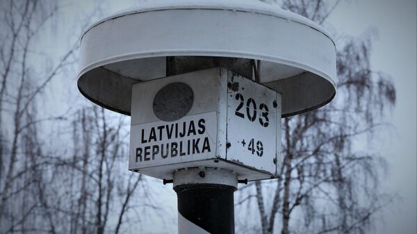 Пограничный столб на границе Латвия - Эстония - Sputnik Latvija
