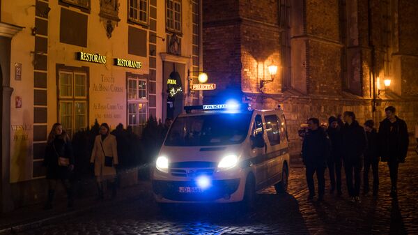 Полиция не дремлет в Новогоднюю ночь - Sputnik Латвия