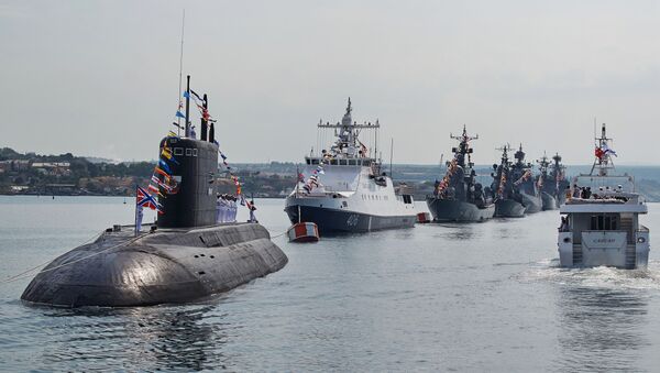 Генеральная репетиция парада кораблей ко Дню ВМФ в Севастополе - Sputnik Latvija
