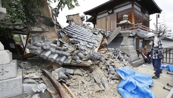Разрушенный во время землетрясения храм Миотоку-дзи, Ибараки, Япония. 18 июня 2018 года - Sputnik Латвия