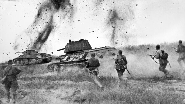 Атака соединений 5 Гвардейской танковой армии в районе Прохоровки, Курская дуга - Sputnik Латвия