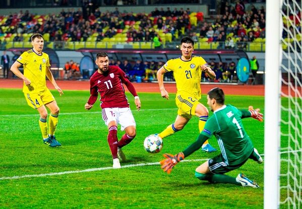 Матч Лиги наций УЕФА между сборными командами Латвии и Казахстана - Sputnik Латвия