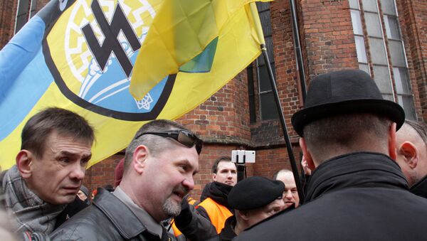 За радикалов с Украины пришлось краснеть даже латышским националистам - Sputnik Latvija